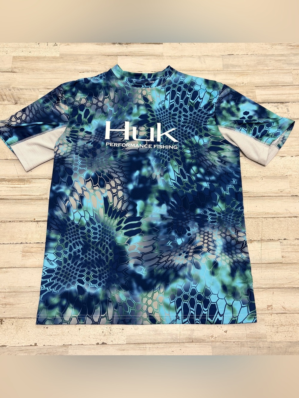 Huk Performance Fishing Shirt Kryptek Camo Breathable Mesh Small Blue Green